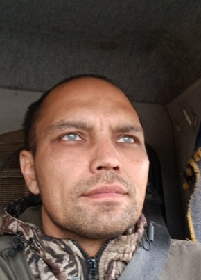 Альфред, 33, Россия, Казань