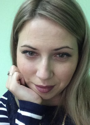 Алена, 34, Россия, Санкт-Петербург