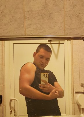 Егор из Богучара 18 лет