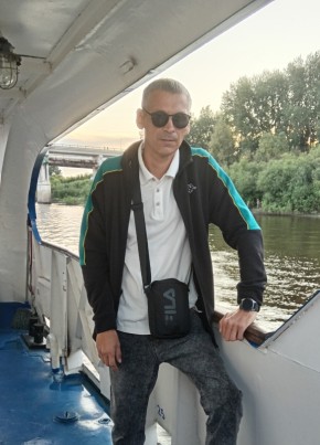 Виталий из Тюмени 42 года