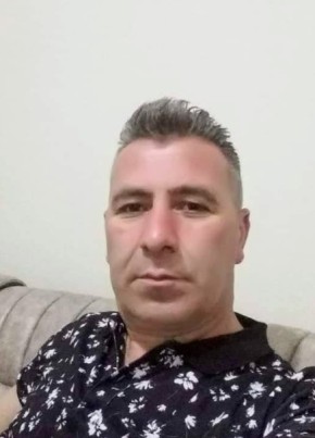Erdal, 41, Türkiye Cumhuriyeti, İnegöl