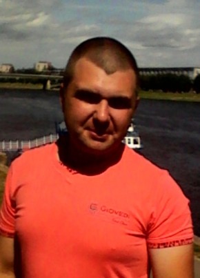 Владимир, 33, Россия, Псков