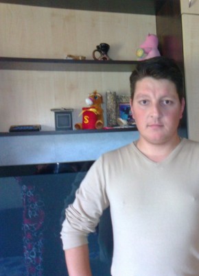 Юлиан Петрович, 37, Россия, Санкт-Петербург