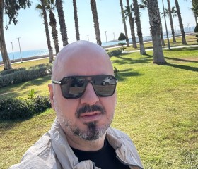 Veysel Bilal, 44, Mercin