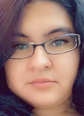 Yesenia, 29, United States of America, Victorville