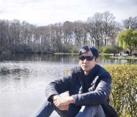Erkin Usmanov, 42, Huckelhoven