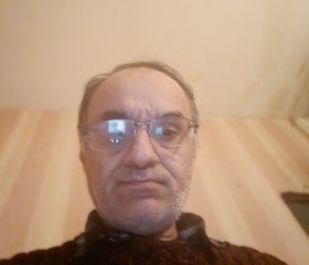 Giorgi, 55, Tbilisi