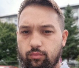 Kiki, 26, Suto Orizare