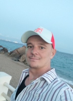 Maxim из Cannes 33 года