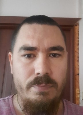 Артур, 34, Россия, Красноармейское (Чувашия)