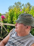 Yuriy, 60, Saint Petersburg