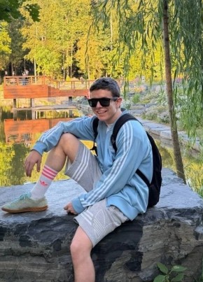 Иван из Москвы 22 года