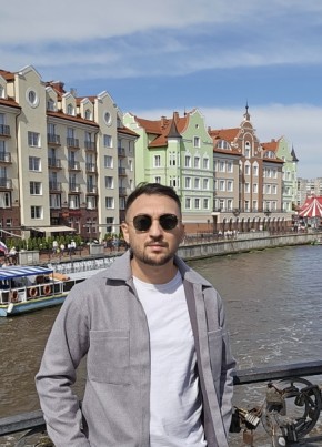 Davide из Калининграда 35 лет