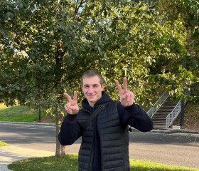 Ivan, 26, Moscow