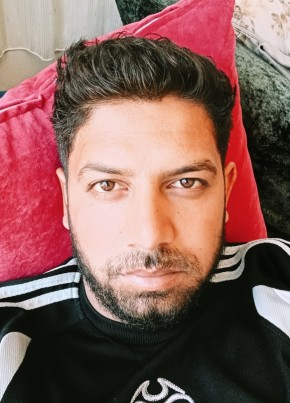 Sado из Keşan 24 года
