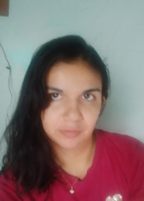 Stefany из Leticia 27 лет