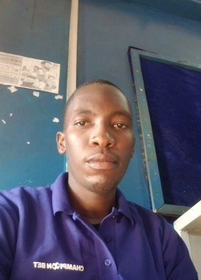 Ismail, 27, Uganda, Kampala