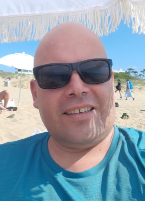 Daniel из Carmelo 49 лет