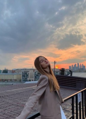 Anna, 19, Russia, Moscow