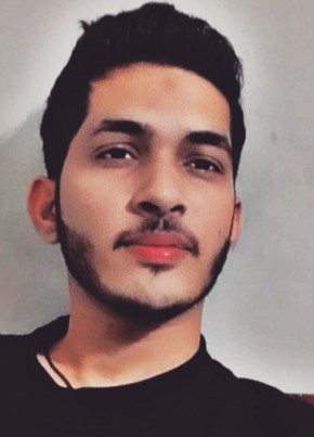 Hamza Ghaffar, 20, Singapore, Singapore