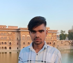 Rohit Sharma, 20 лет, Dīg