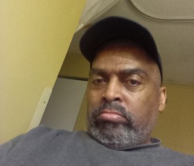 Renault Page, 62, Jacksonville (State of Florida)
