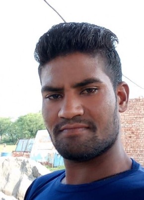 Bittu, 21, India, Gorakhpur (Haryana)