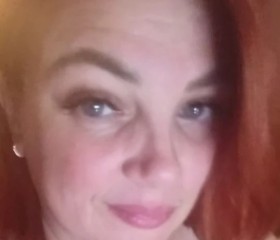 Yuliya, 42, Saint Petersburg
