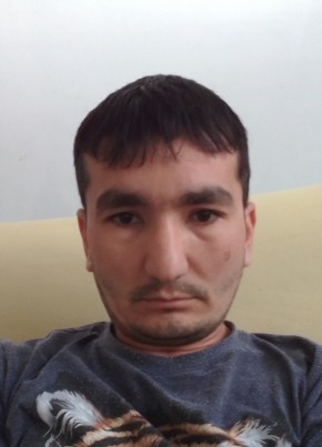Шухрат Бахромоф, 19, Россия, Москва