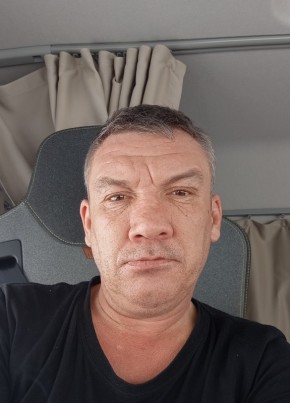 Максим из Норильска 48 лет
