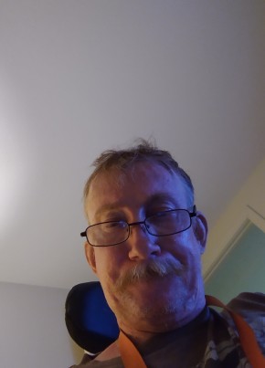 Brian, 57, United States of America, Manchester (State of New Hampshire)