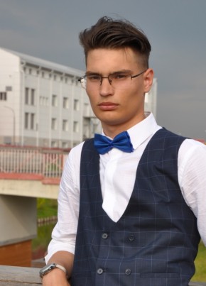 Aртем, 21, Россия, Щекино