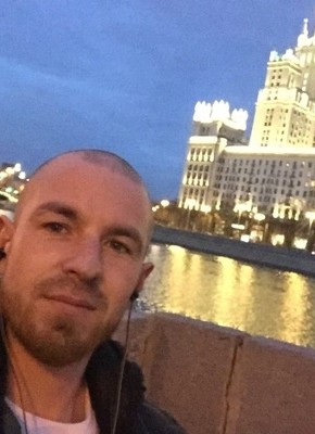 Роман, 37, Россия, Москва