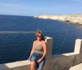 Natalya, 60, Saint Petersburg
