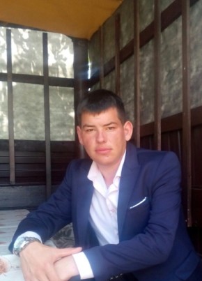Олег К, 33, Россия, Ростов-на-Дону
