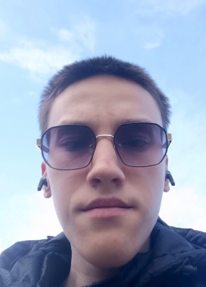 Никита из Краснокаменска 19 лет