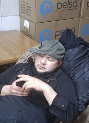 Бек из Ноглики 28 лет