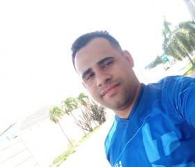 Manuel, 27, Barquisimeto