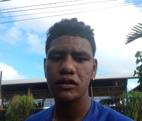 Arii, 18, Punaauia