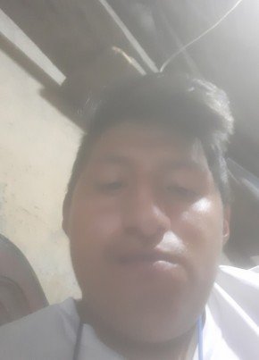 David ortiz, 18, República del Ecuador, Riobamba