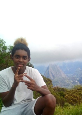 Fred, 21, La Réunion, Saint-Denis