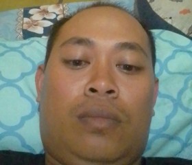 Aziz, 34, Bandung