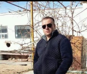 Giorgi, 44, Tbilisi
