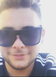 Alessio , 22 года, Voghera