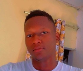 Sony, 27, Kinshasa