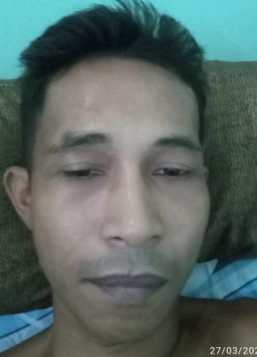Egi, 37, Indonesia, Luwuk