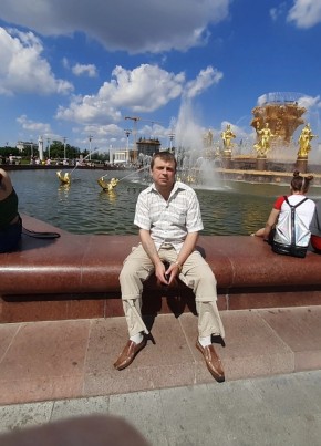 Roman, 41, Russia, Saint Petersburg