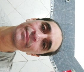 Lea, 45, Buenos Aires
