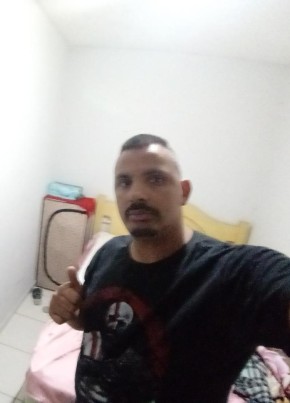 Oseias из Santo André 46 лет