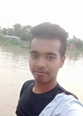 Md Riaz, 19, বাংলাদেশ, ঢাকা